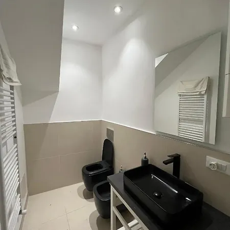 Loft Corte D'appello - Host By Traveller's Nest *