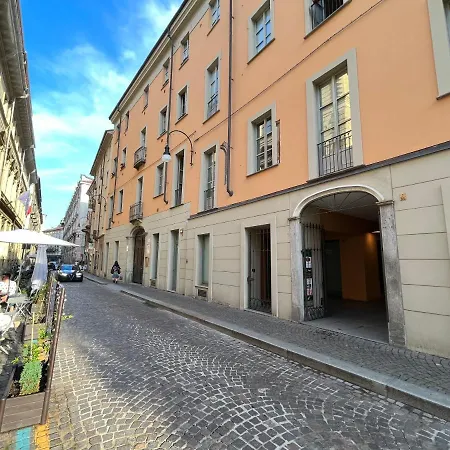 Loft Corte D'appello - Host By Traveller's Nest 아파트