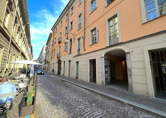Loft Corte D'appello - Host By Traveller's Nest شقة